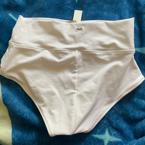 Pink Victoria secret bikini set - Picture 9 of 13